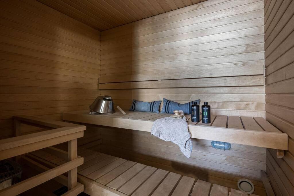 Spacious Home With Four Terrace, Sauna, Sea View Helsinki Exterior foto